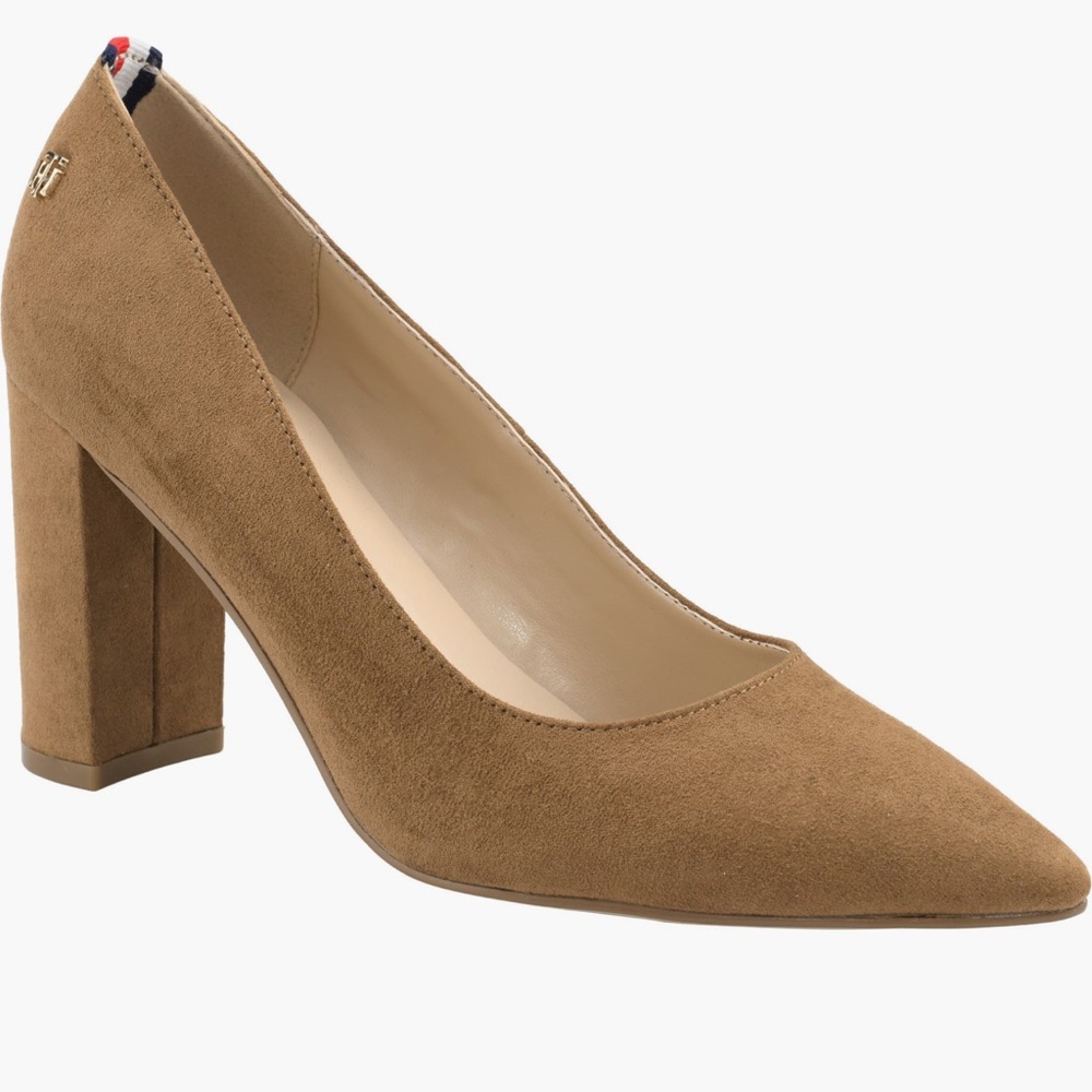Tommy Hilfiger Abilene Pump Size 6